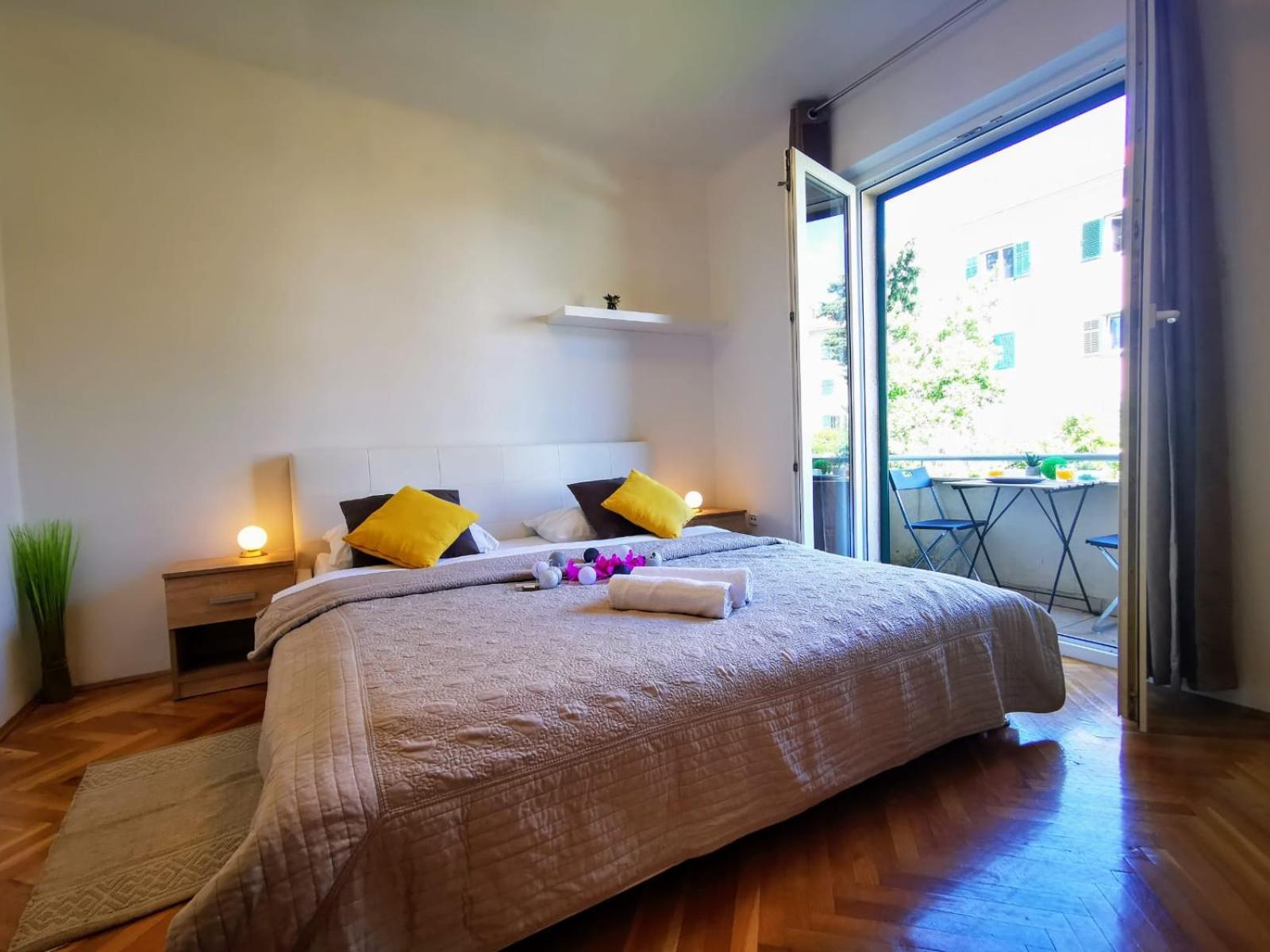 Lionel Apartment